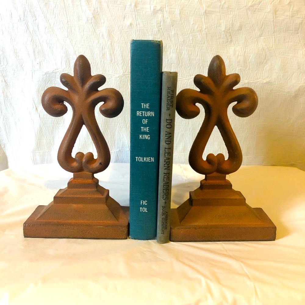 Fleur de lis French 9” ( but made in India!) Book ends cast iron; handcrafted
